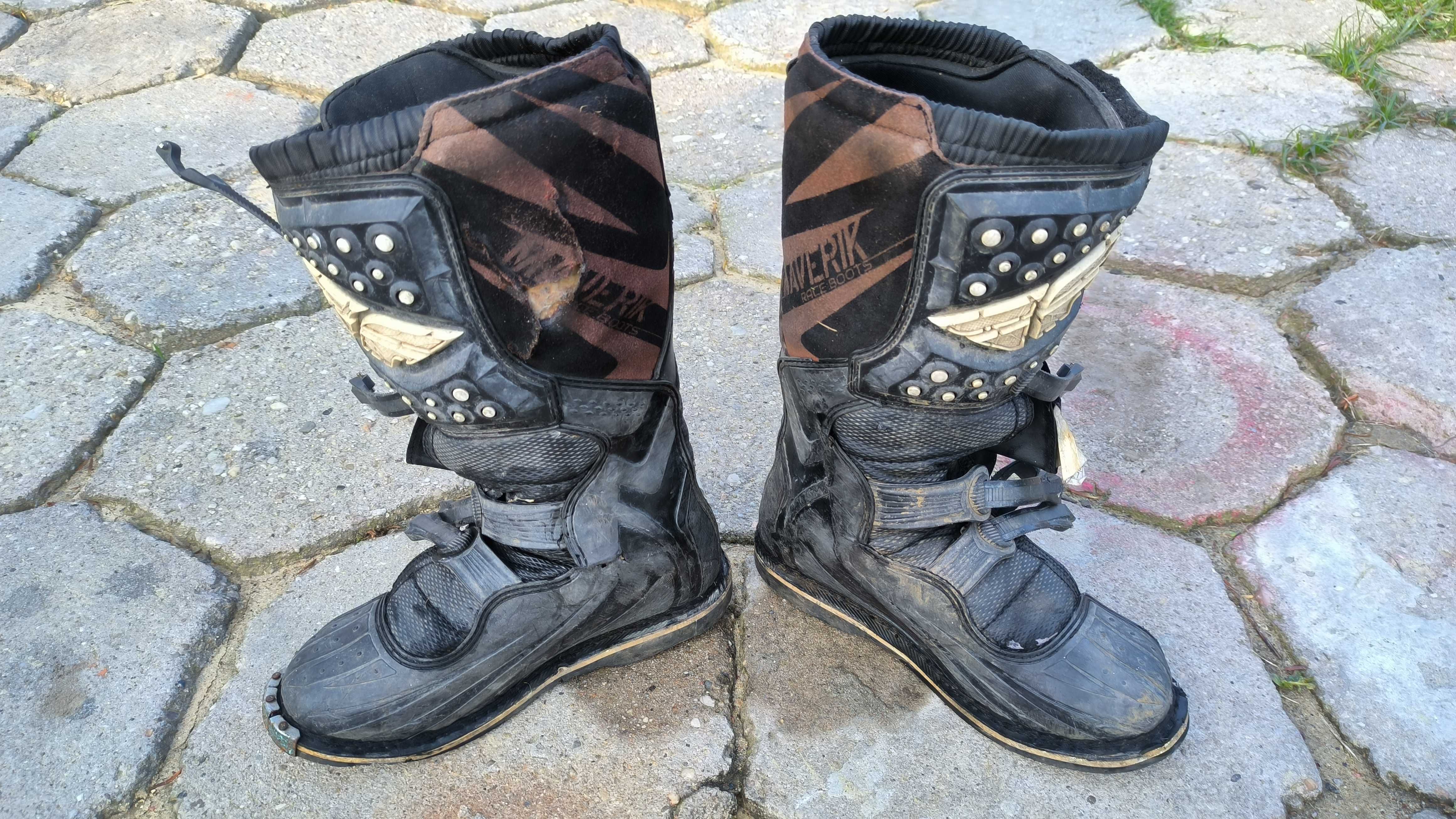 buty cros , enduro stan dobry