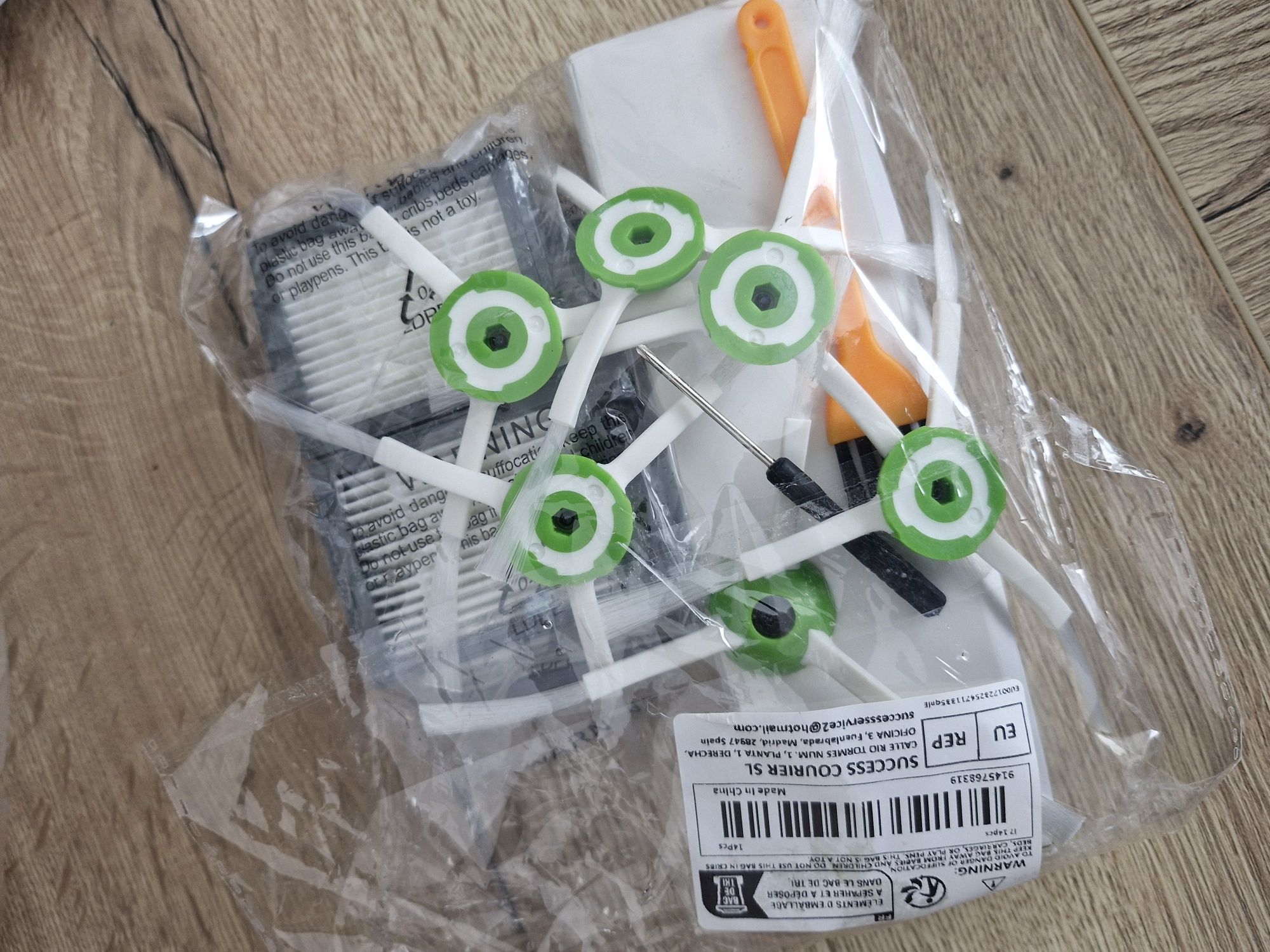 I robot roomba j7 + stacja ładowania