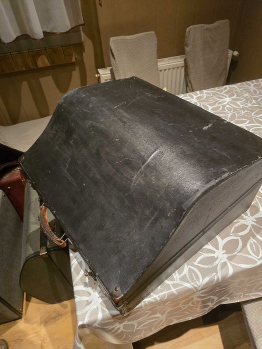 Akordeon Weltmeister 120 basów, futerał w zestawie