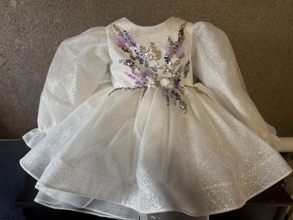 Сукня на рік для дівчинки