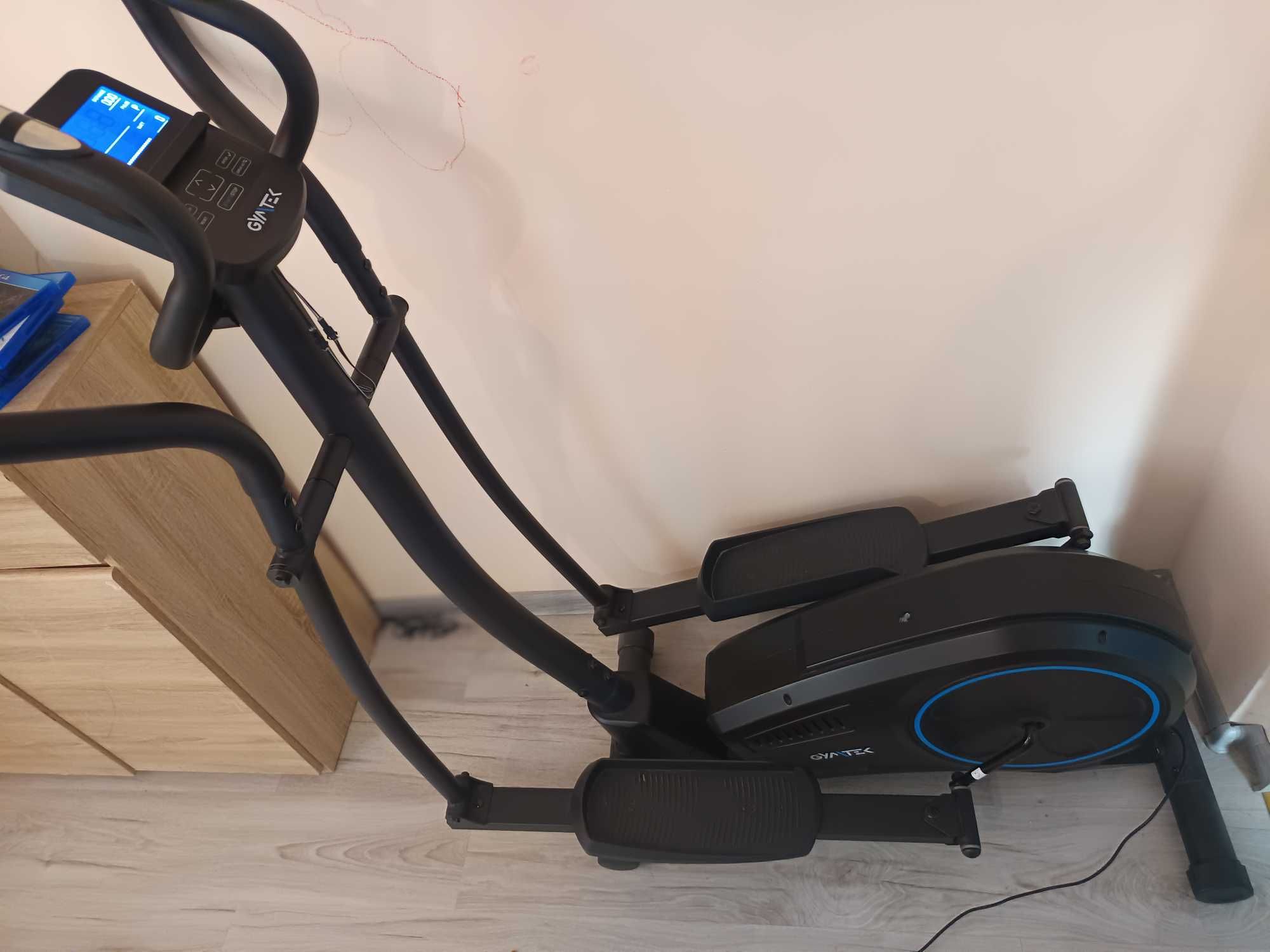 Orbitrek elektromagnetyczny XC2000 Gymtek