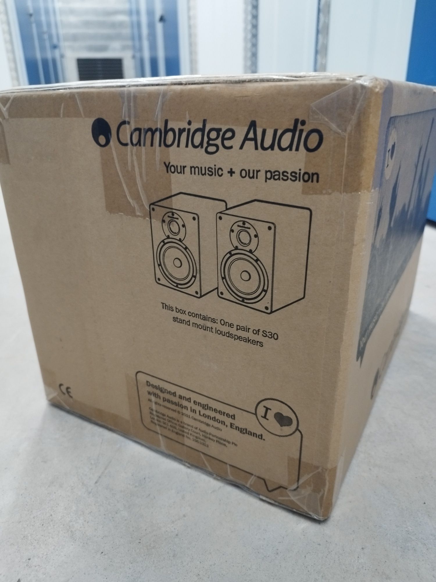 Colunas Cambridge Audio S30
