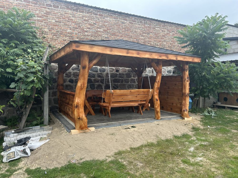 AltankiAltany z krzywego bala