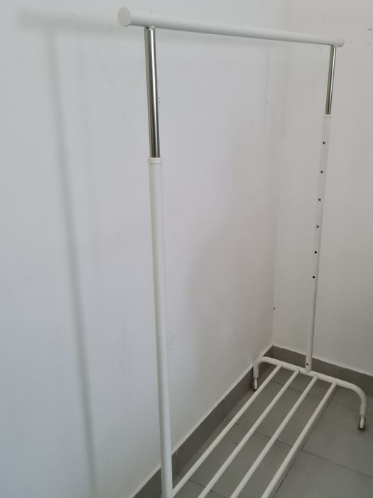 Charriot, ikea branco em bom estado.