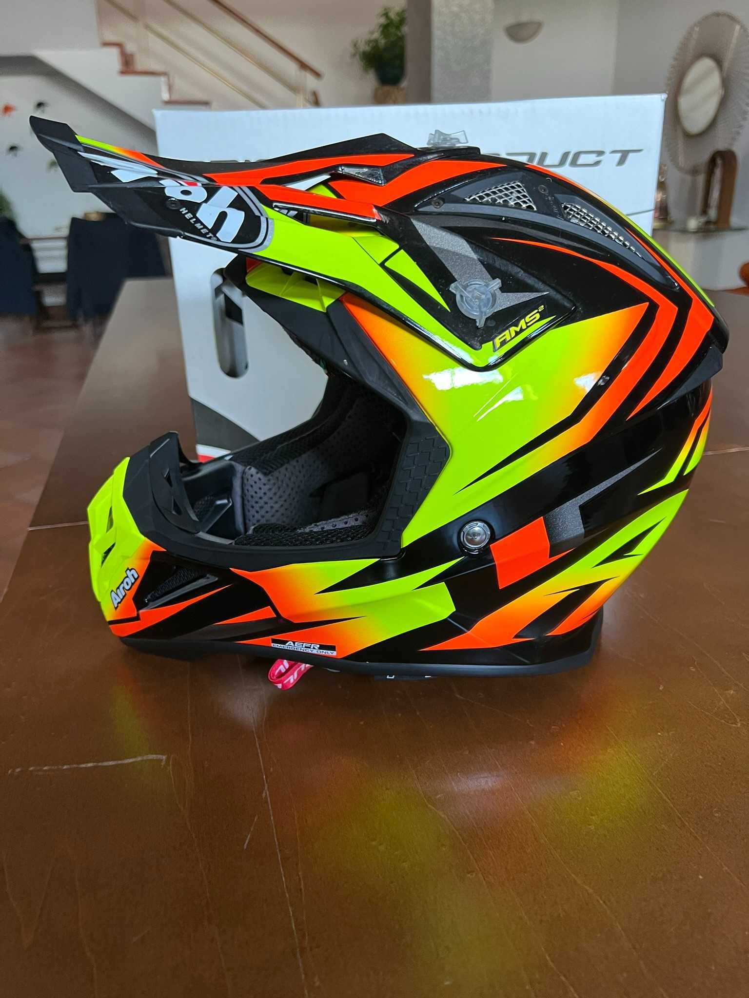 Capacete AIROH Aviator 2.3 AMS2 Fame - Como Novo - Tamanho XL - Enduro