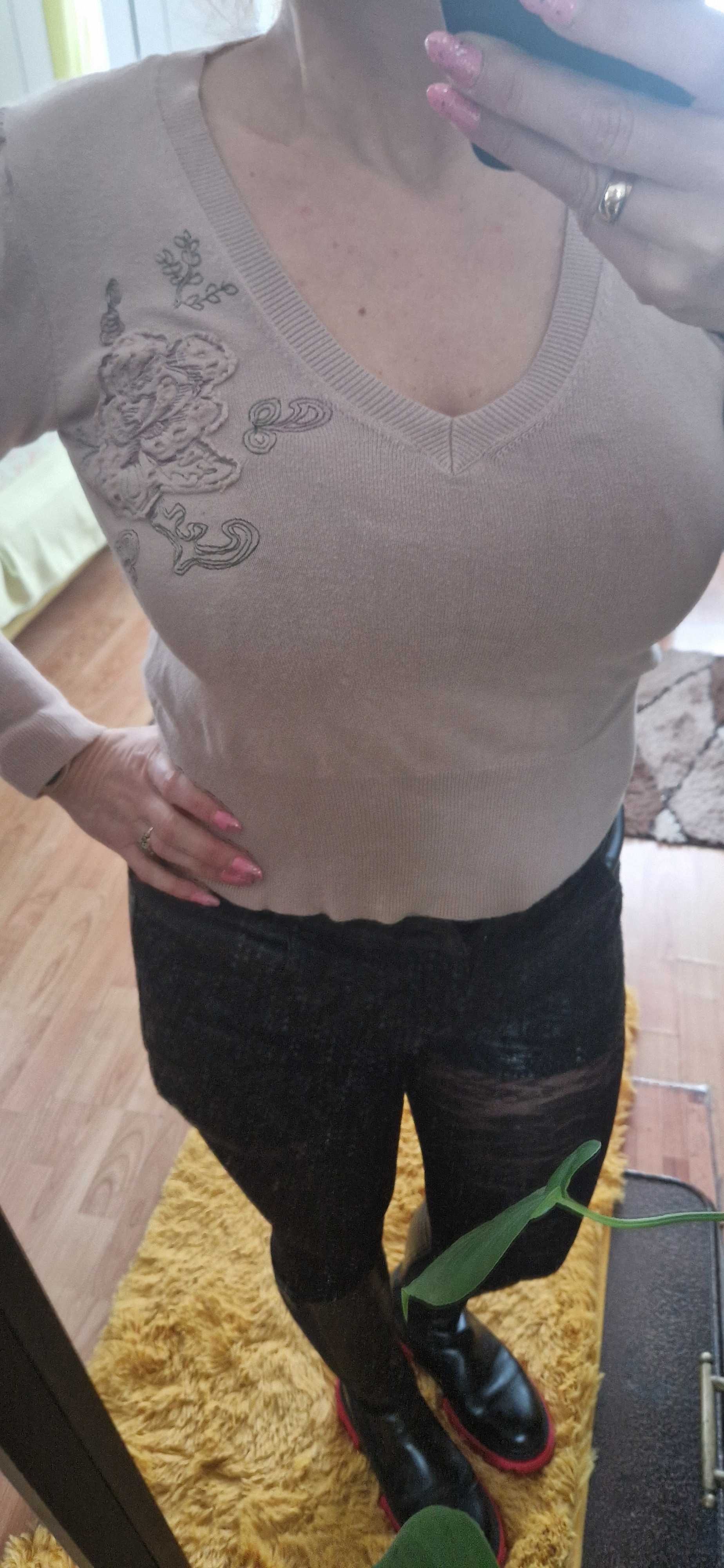 Krótki sweter crop top Jeff&co pudrowy róż M