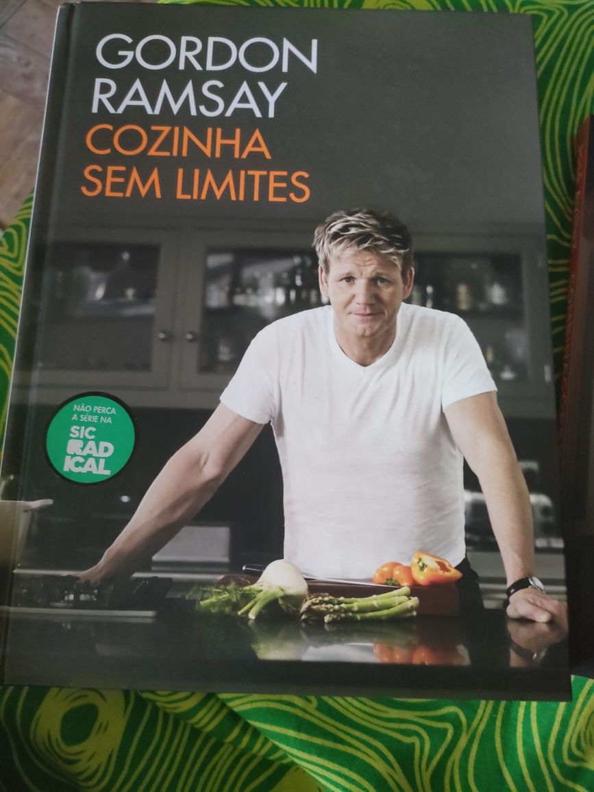 Livros de romance , Livros de culinária e