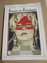 Vários livros de Psicologia, Matemática, Geografia, e Música