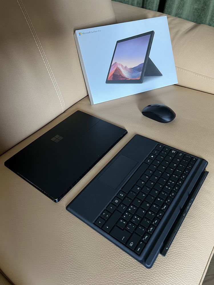 Surface Pro 7 z klawiaturą i myszką i7, 256 GB SSD, 16 GB RAM