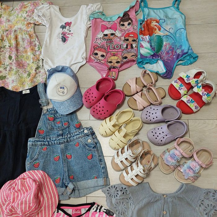 Набір літнього одягу 3-4, 4-5 років. Пакет фірмового одягу дівчинці.