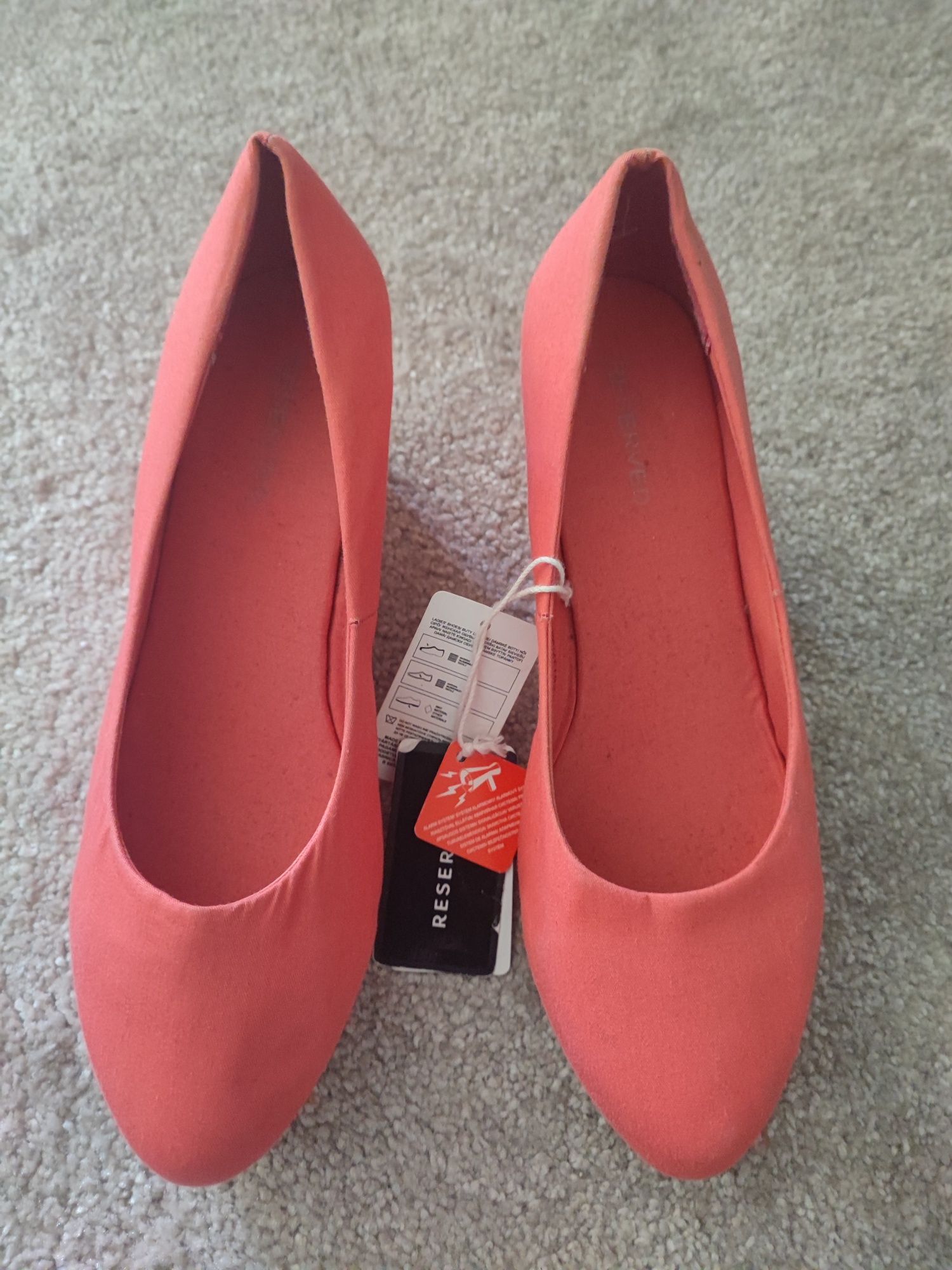 Buty Reserved rozmiar 38