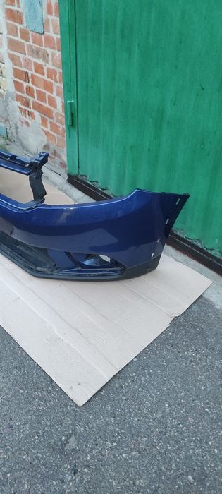 Бампер передній RENAULT Sandero 2 Stepway