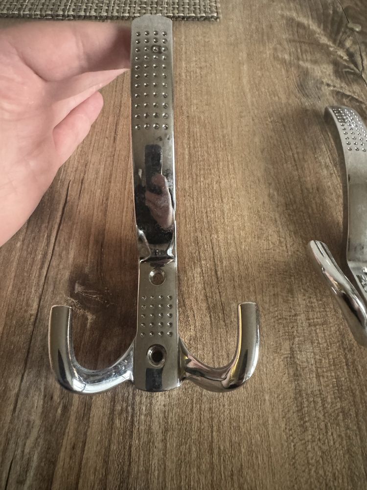 Продам крючки металлические