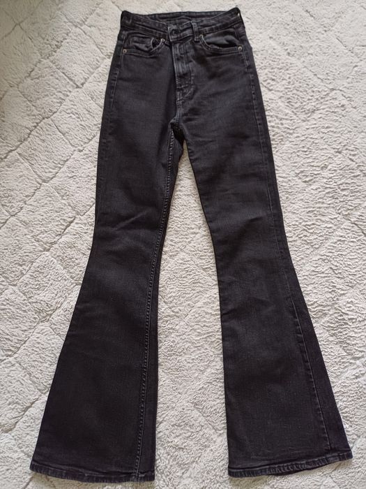 Jeansy dzwony Bershka