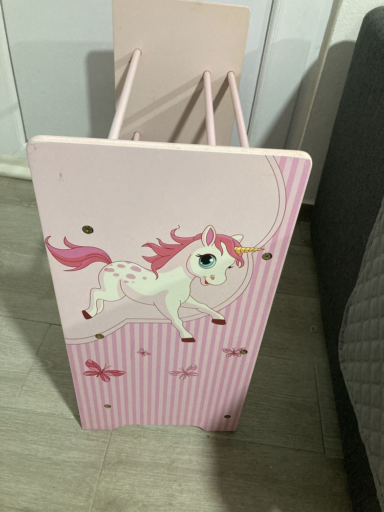 Estante/sapateira de unicórnio