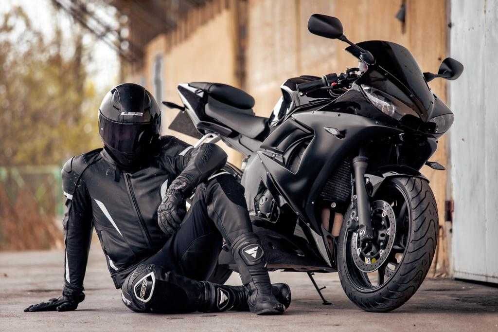 Kombinezon motocyklowy RST GT + Buty Shima RSX6