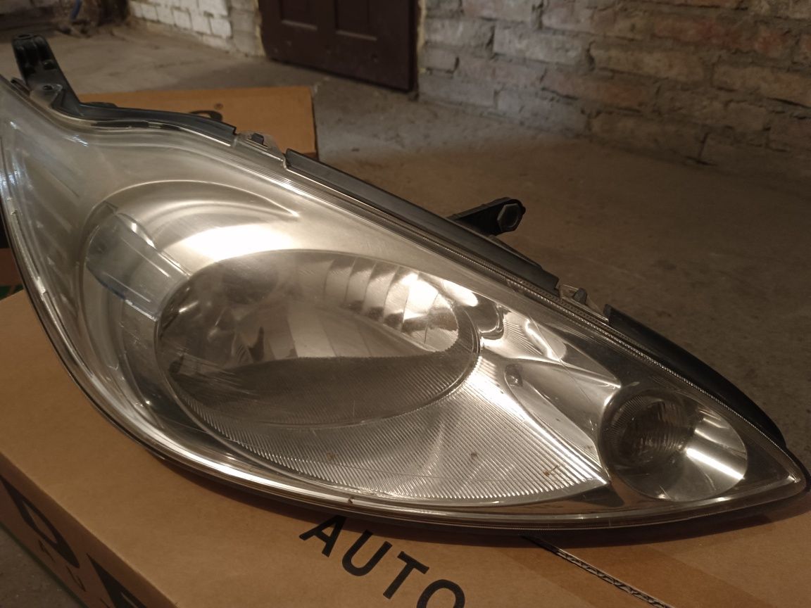 Lampy przód ford ka mk2