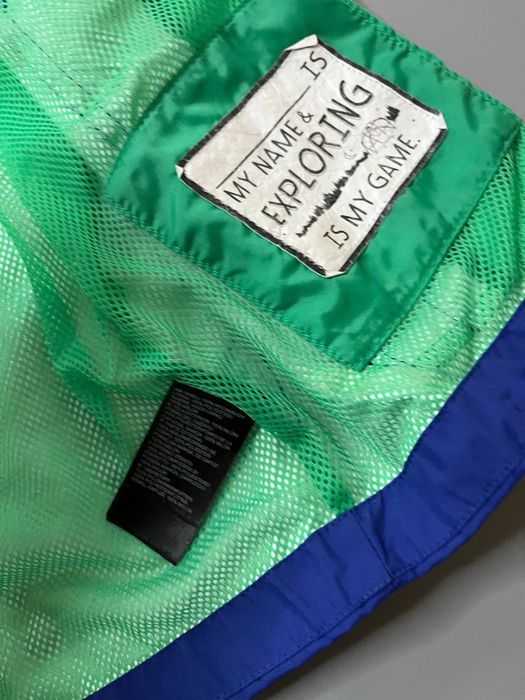 Якісна вітровка від The North Face DryVent