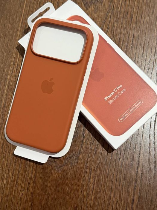 Чехол Iphone 17 Pro (оригінал)
