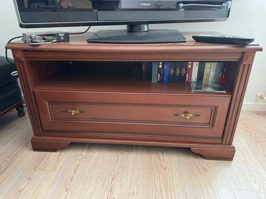 Stolik RTV ciemny brąz