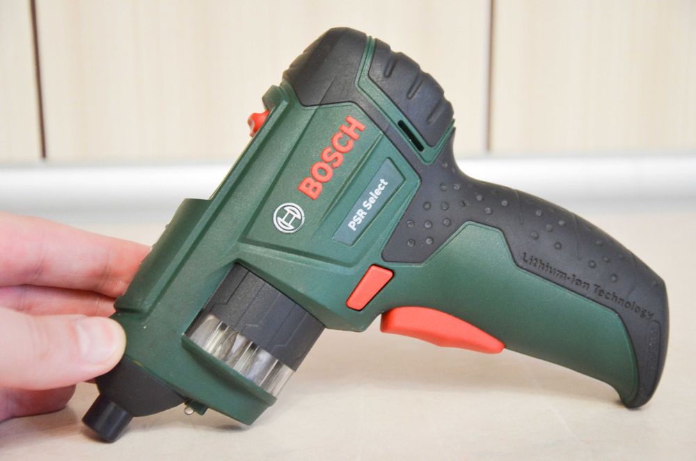 Аккумуляторная дрель-шуруповерт BOSCH PSR Select