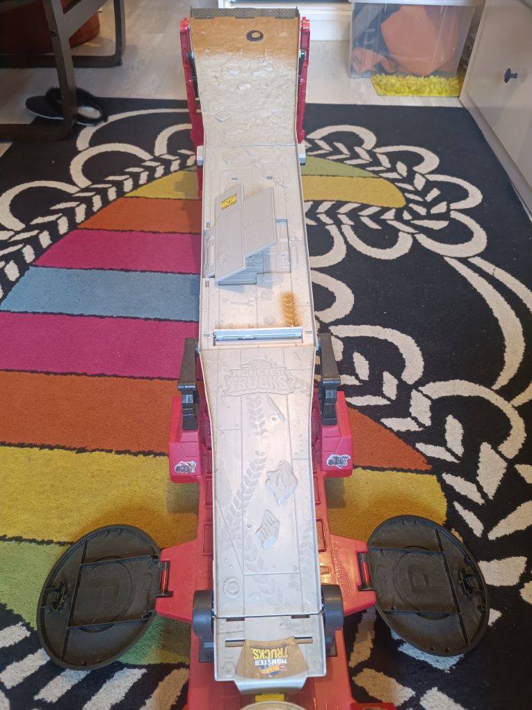 Camião Hotwheels