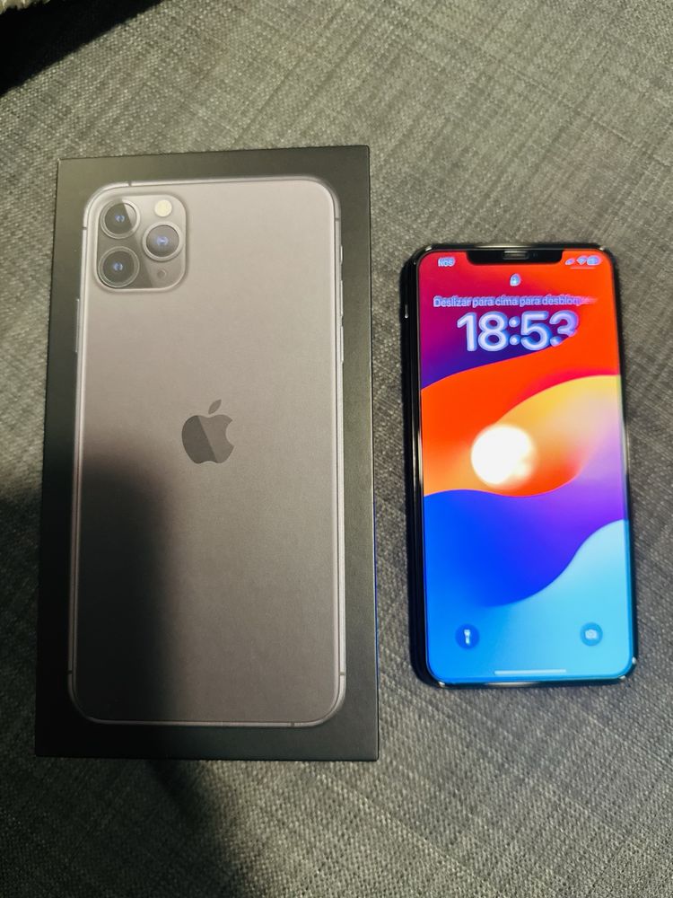 Iphone 11 Pro Max c caixa/ acessorios e fatura