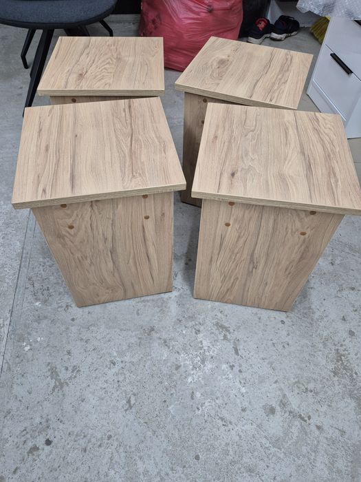 Табурет кухонний.