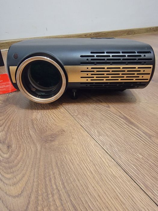 проектор Progy Tini