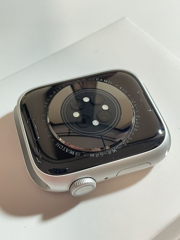 Apple Watch Series 8 45 mm GPS