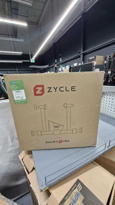 Trenażer ZYCLE bkool SMART Pro 2 powystawowy