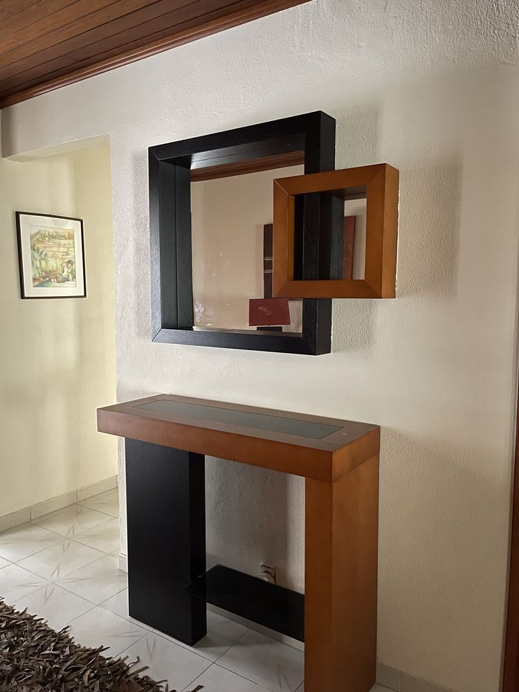 Conjunto Espelho + Movel de entrada