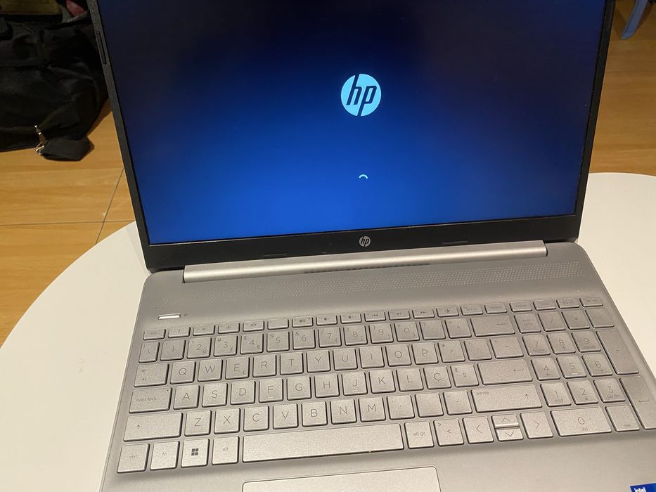 Hp laptop 16gb ram 1tb memoria
