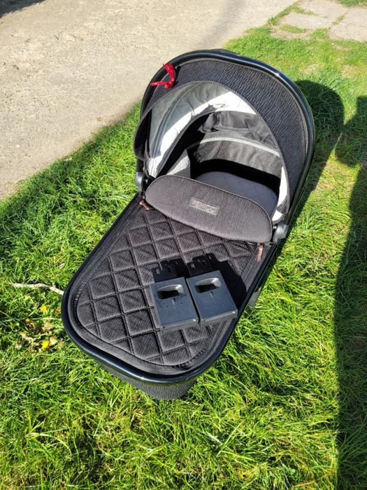 Wózek Venicci Tinum SE 3w1 Stylish Black