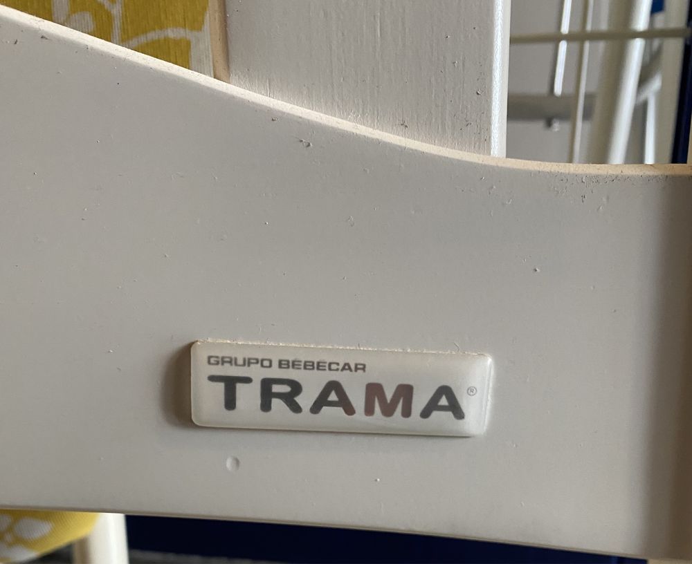 Cama para bebé Trama