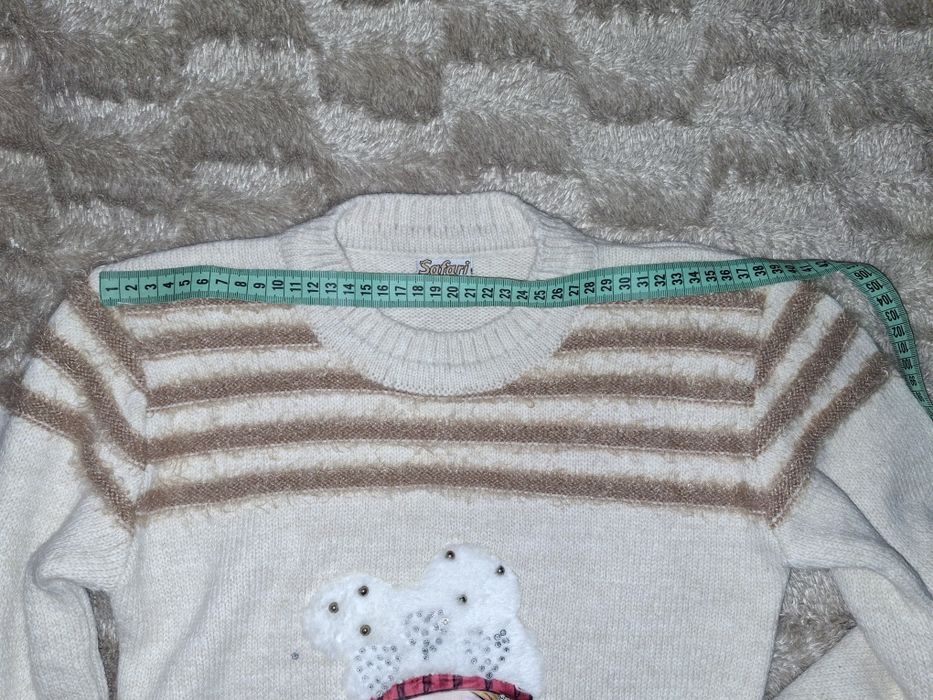 Светр, кофта для дівчинки