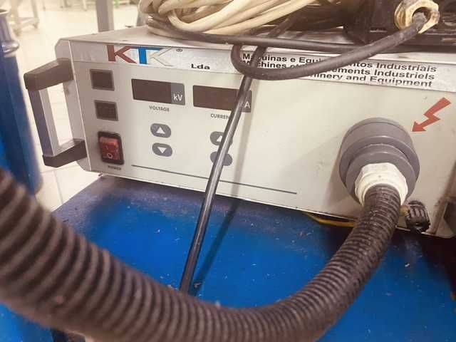 Maquina de Floco Manual - KTK GERADOR FLOCO MANUAL GT200/F - Textil