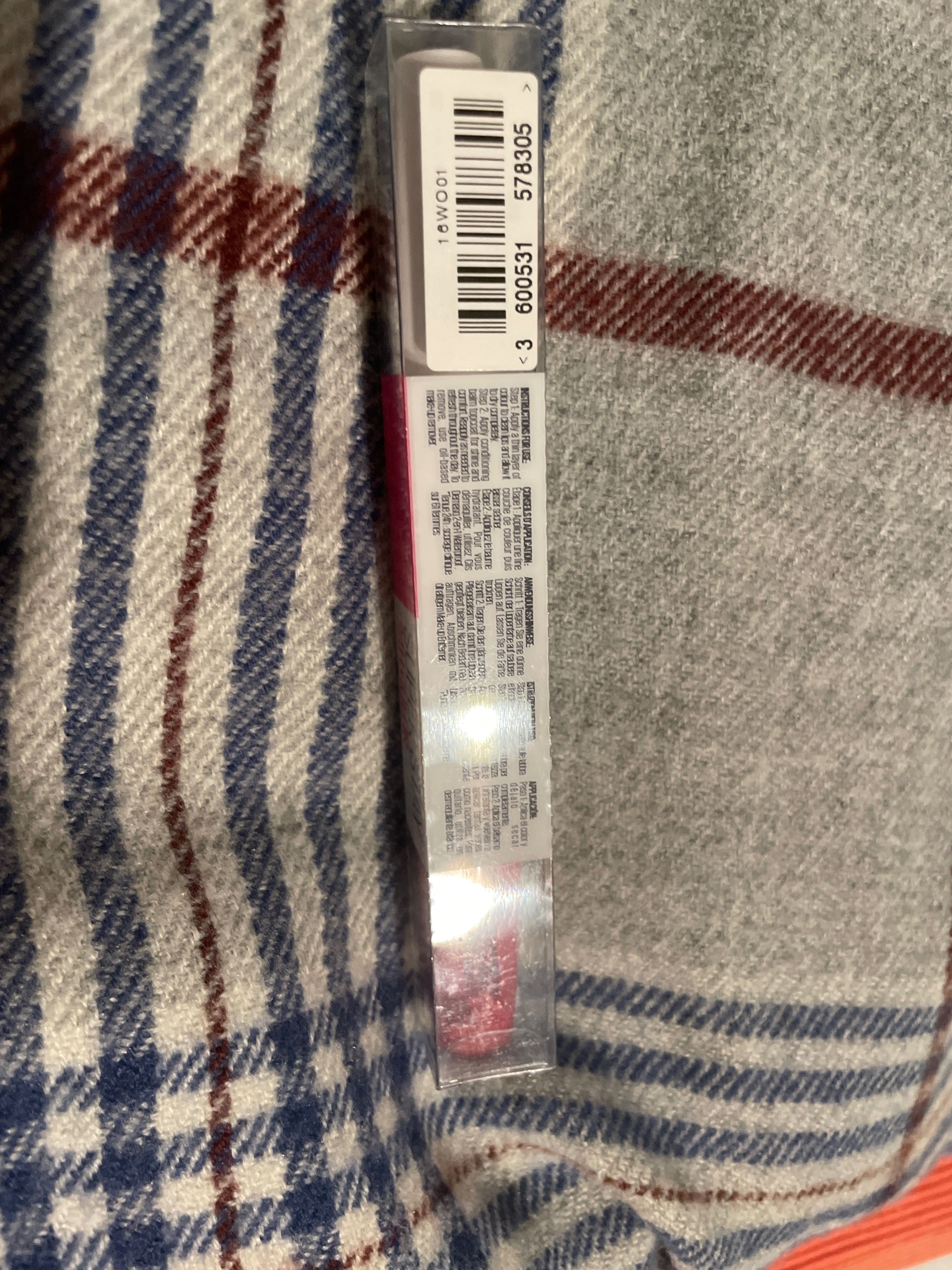 Maybelline pomadka w płynie 860 Crisp Magenta