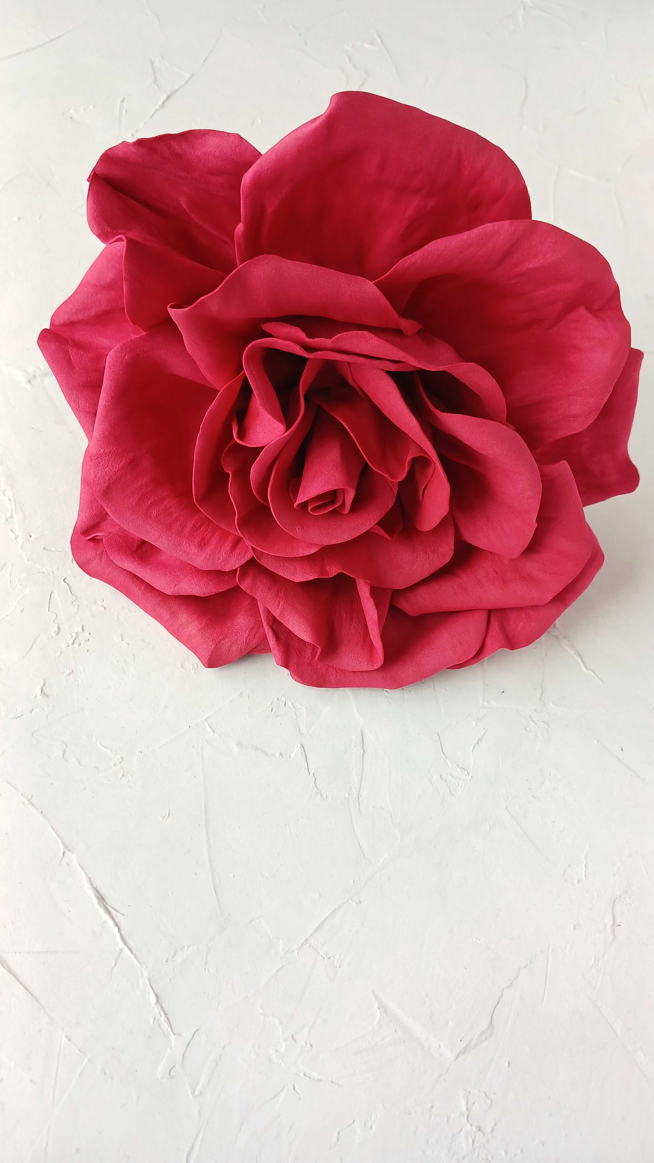 Троянда на обручі. Роза- шляпка. Квітка для свята в садочку.
