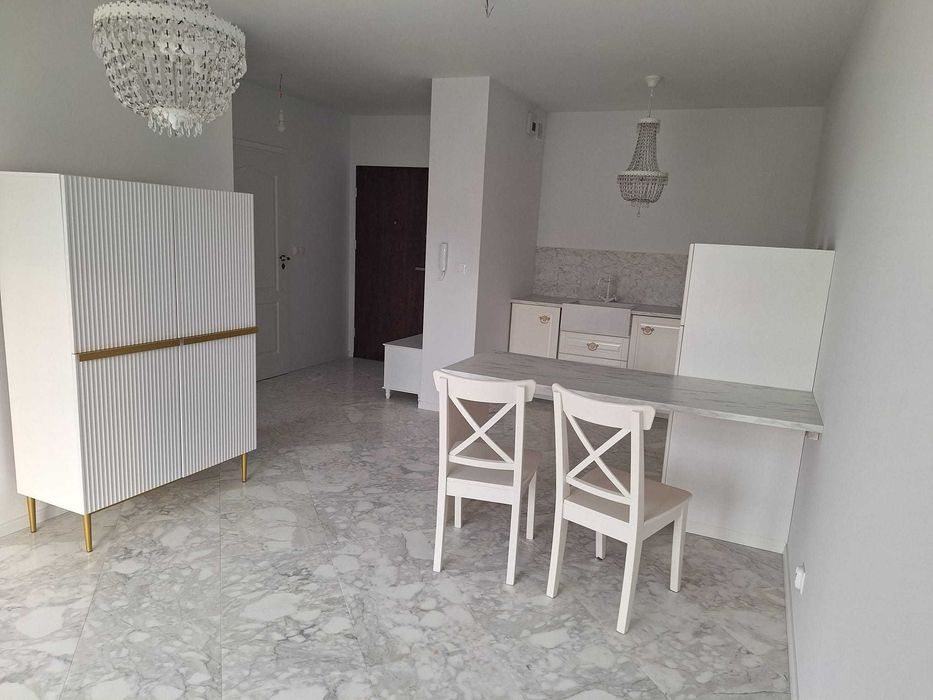 Wynajmę luksusowe 2-pokojowe mieszkanie 40 m z ogródkiem  w Szubinie