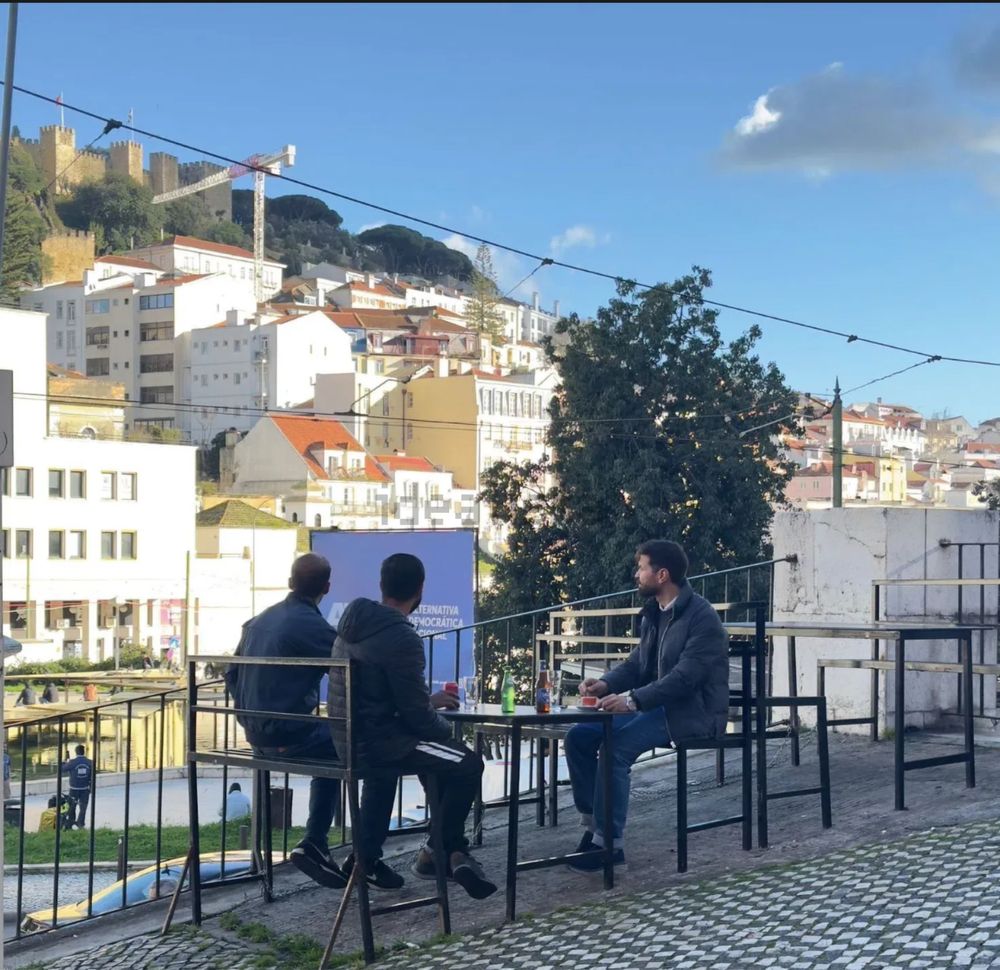 Restaurante com esplanada bem localizado central Lisboa
