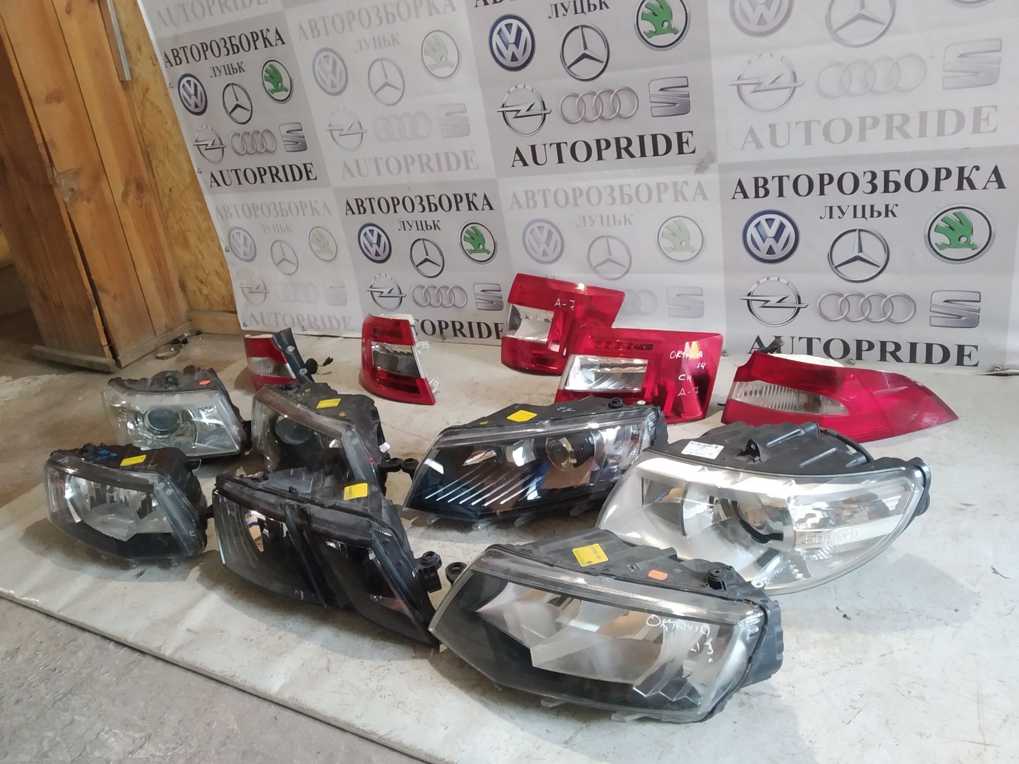 Фара фари фары Шкода Суперб Октавія А7 skoda superb 2 oktavia a7