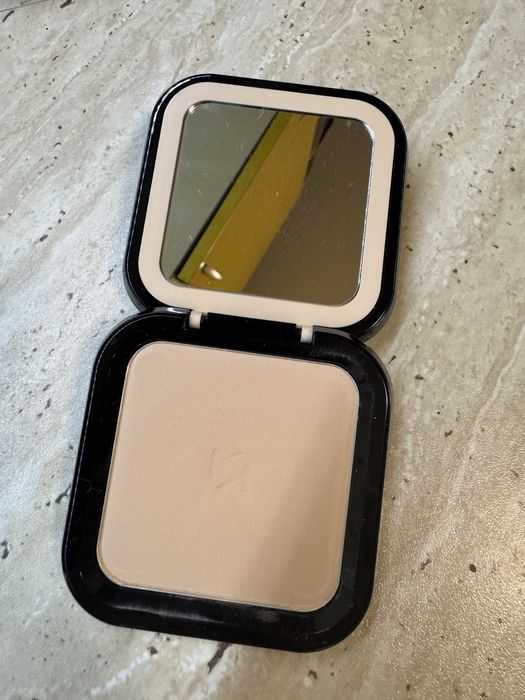 Пудра kiko професійна привезена з Європи 020