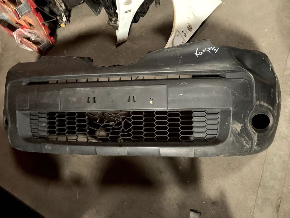 Parachoques Frontal Renault Kangoo II