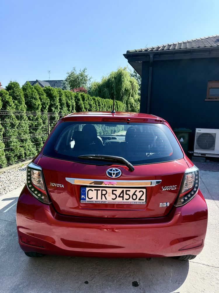 Toyota Yaris Hybryd Automat 1,5 73 km