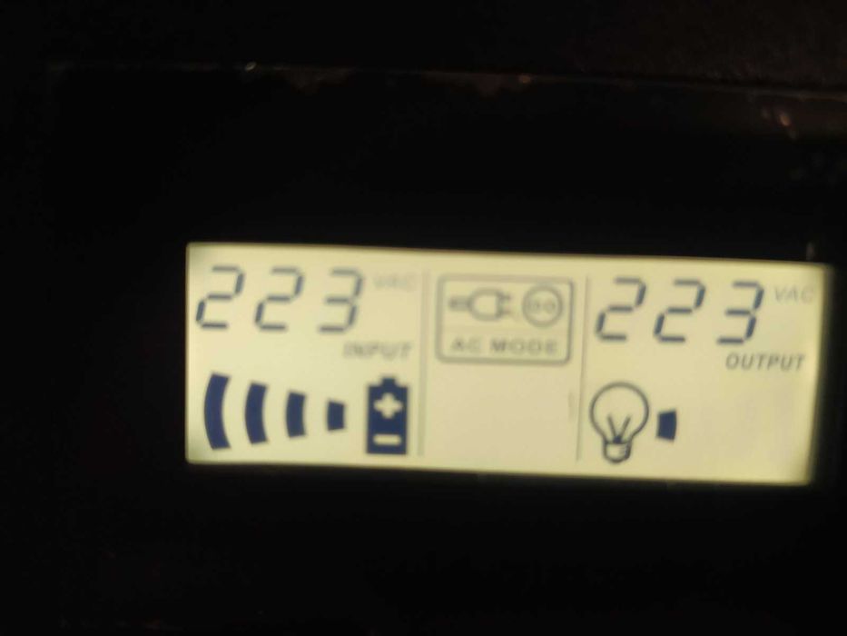 Безперебійник UPS PowerWalker VI 3000 LCD 3000ВА/1800Вт