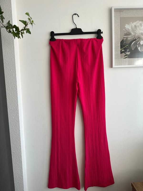 Legginsy dzwony flare L Reserved w prążek różowe na gumce wysoki stan