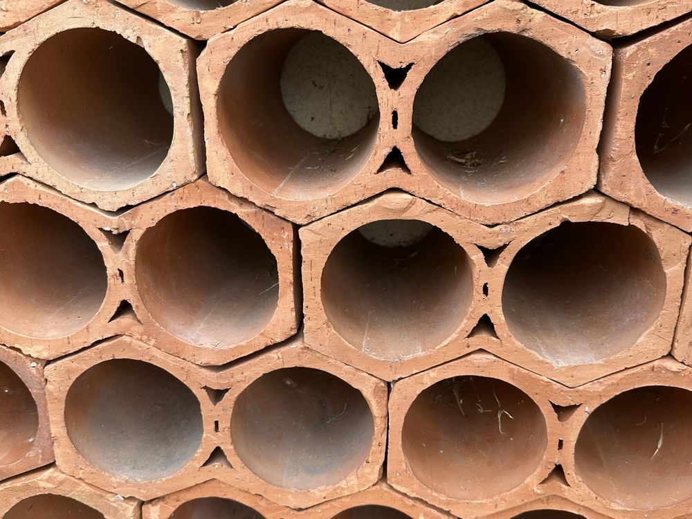 Garrafeira Barro Hexágonal 2 Cavidades