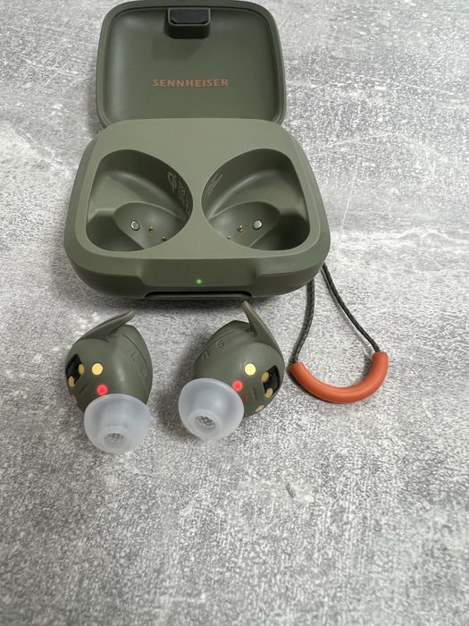 Навушники TWS Sennheiser Momentum Sport