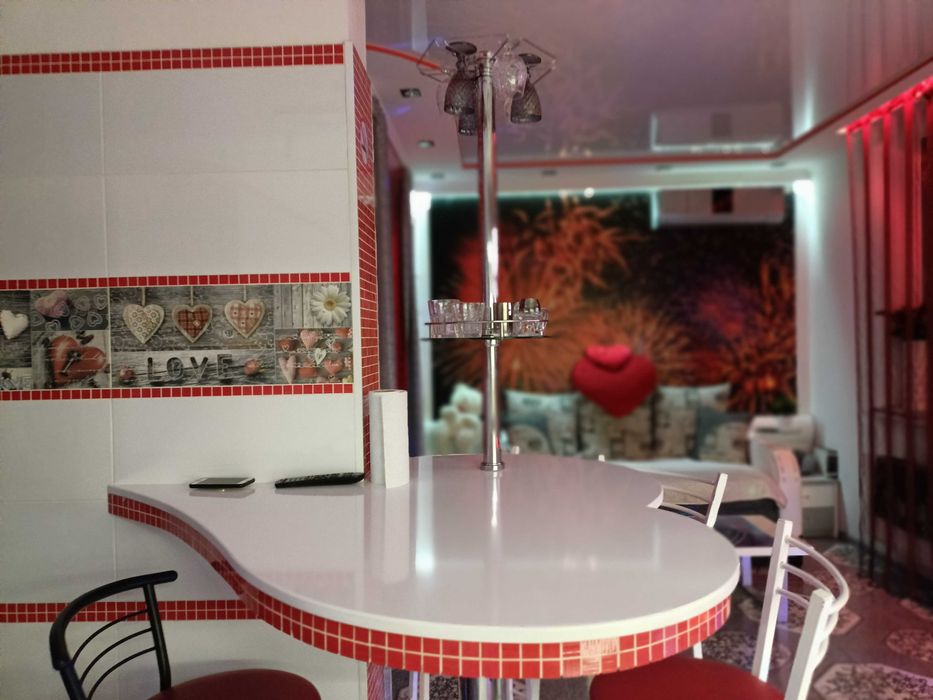 Студия “Любовь” с Джакузи, камином и диско освещением + ПОЧАСОВО!-23-555.biz.ua